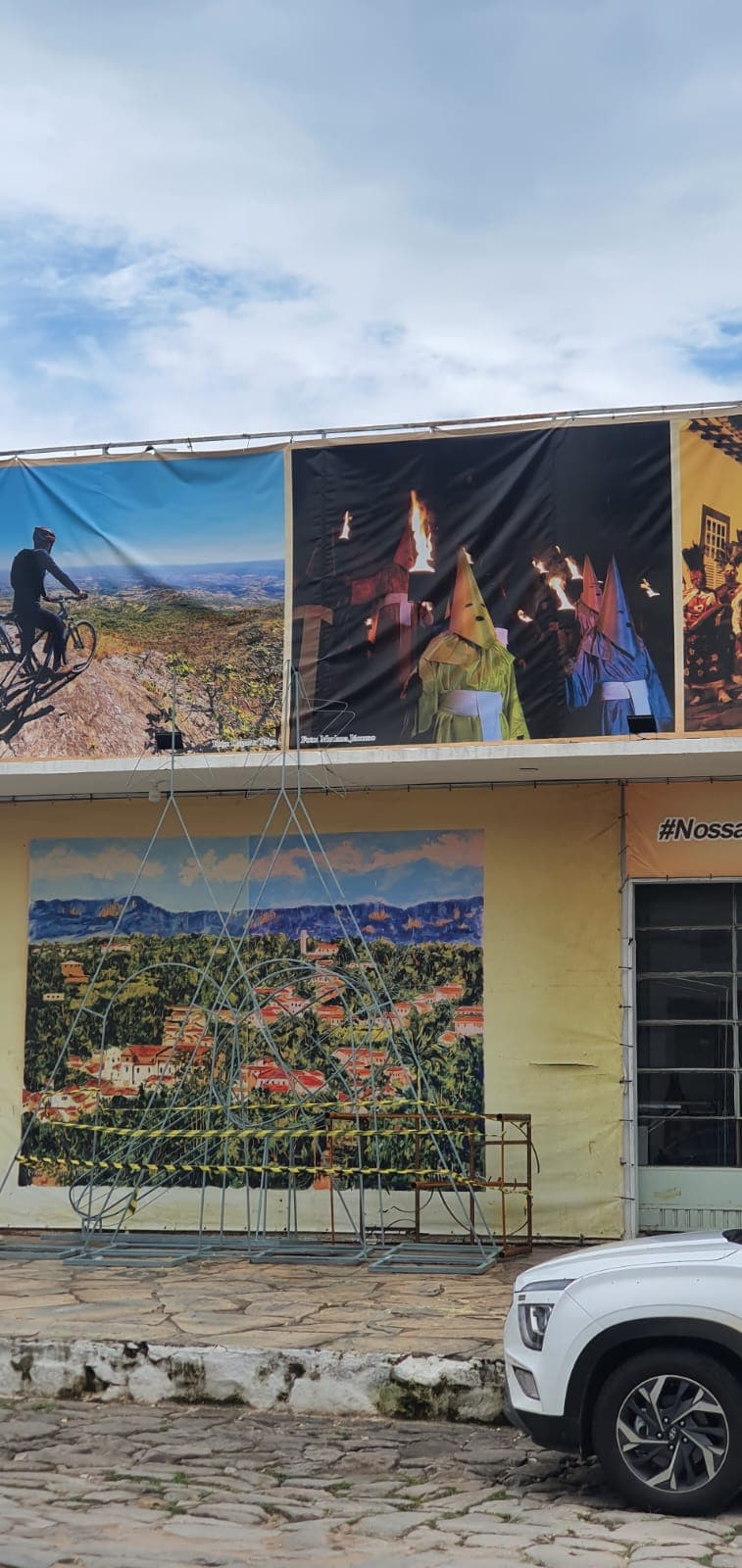 A Procissão do Fogaréu na memória visual da cidade. Foto da Laís.